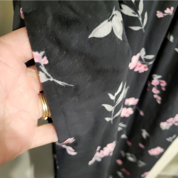 Aria Black Pink Rose Floral Long Sleeve Long Super Soft Nightgown, M - Picture 8 of 11